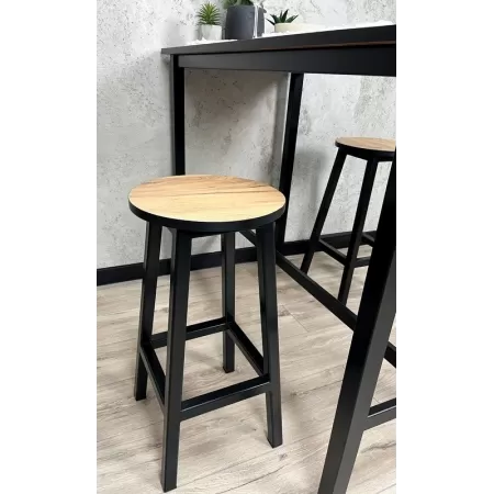 Hoker ORBIT – minimalistyczny hoker na stalowej podstawie