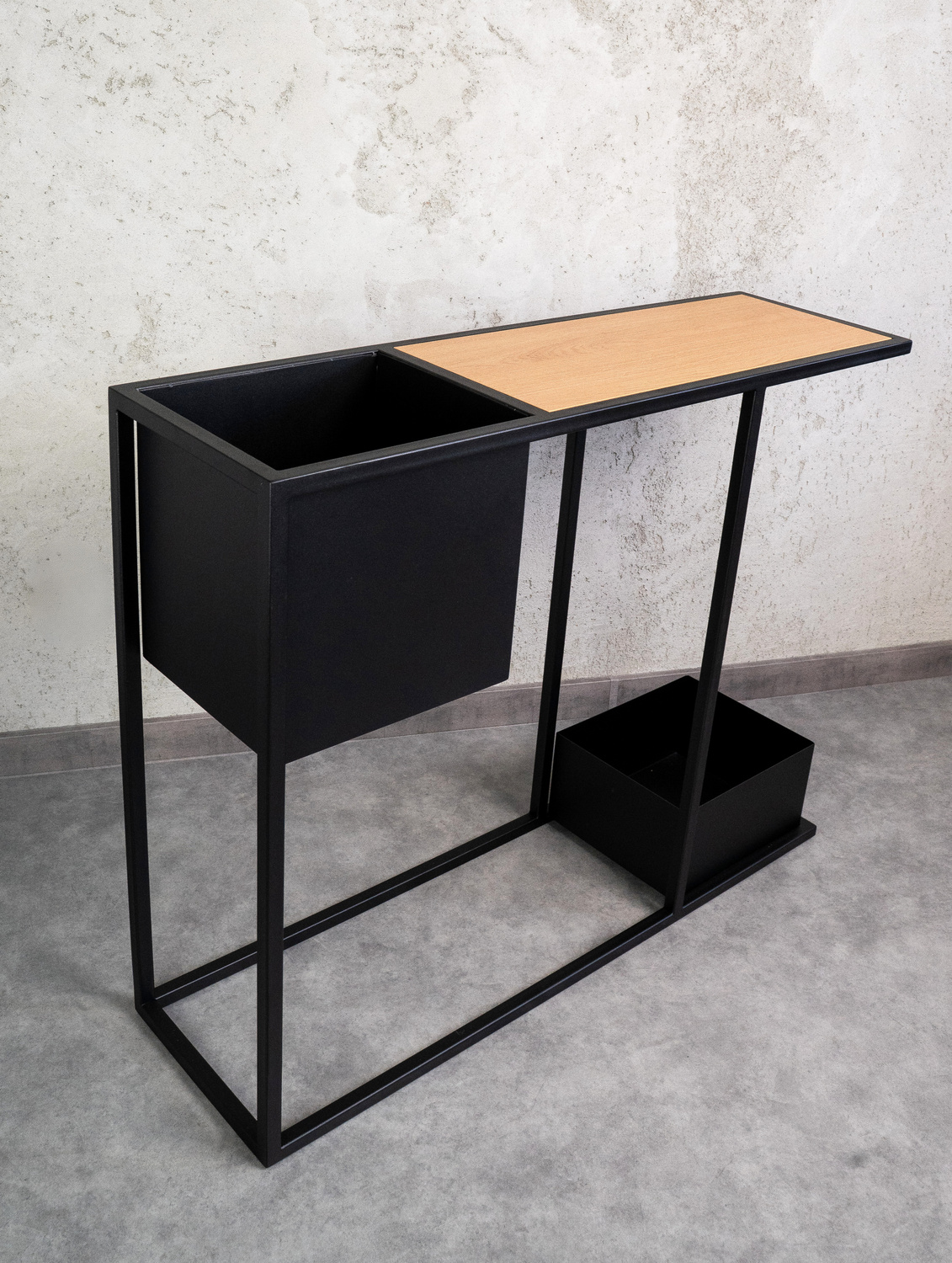 Konsola loftowa MIXO 100 × 30 Czarna 6.jpg