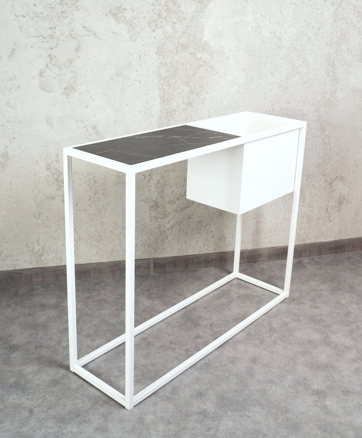 Konsola loftowa MIXO 100 × 30 Czarna 6.jpg